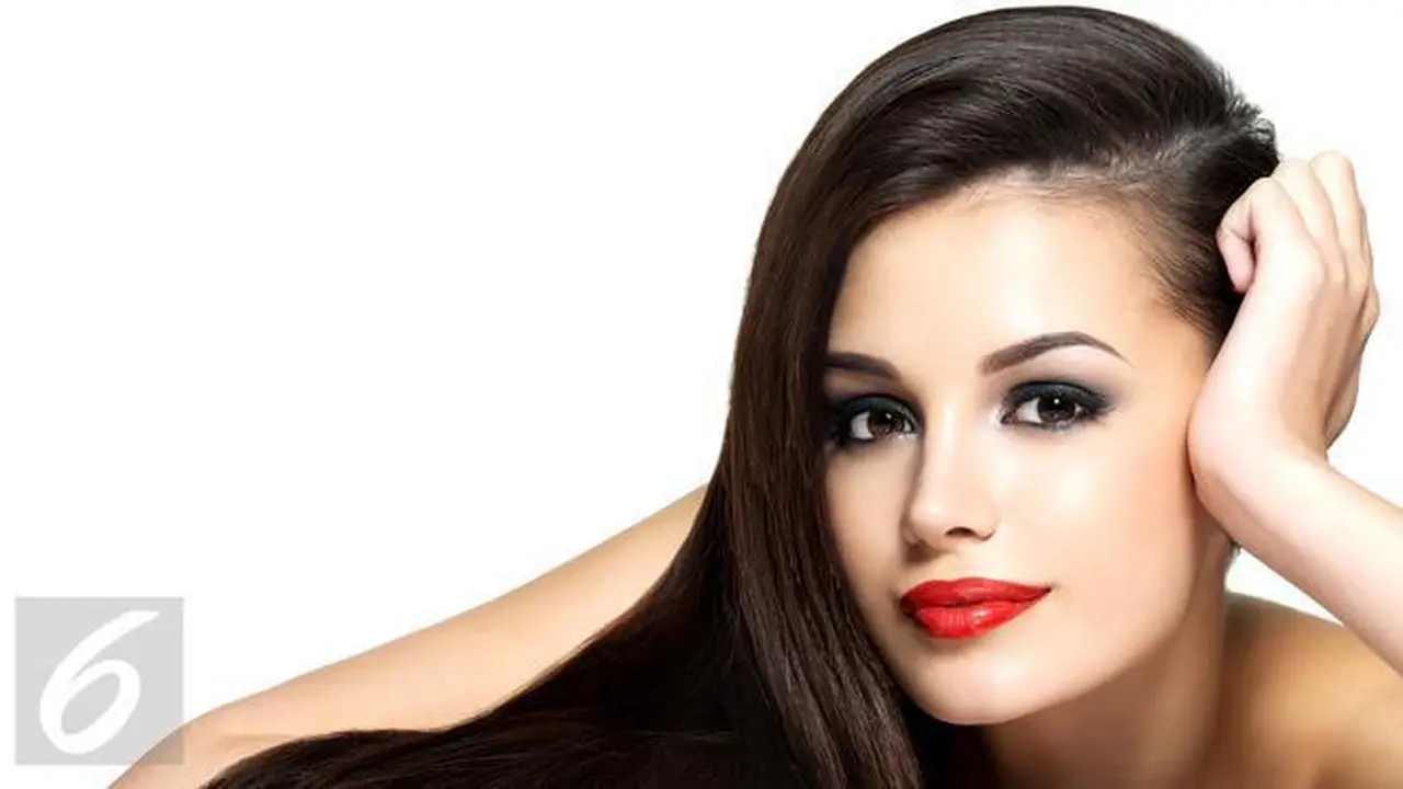 Ingin helaian rambut menjadi tebal dan sehat? Perhatikan 5 asupan makanan berikut ini.