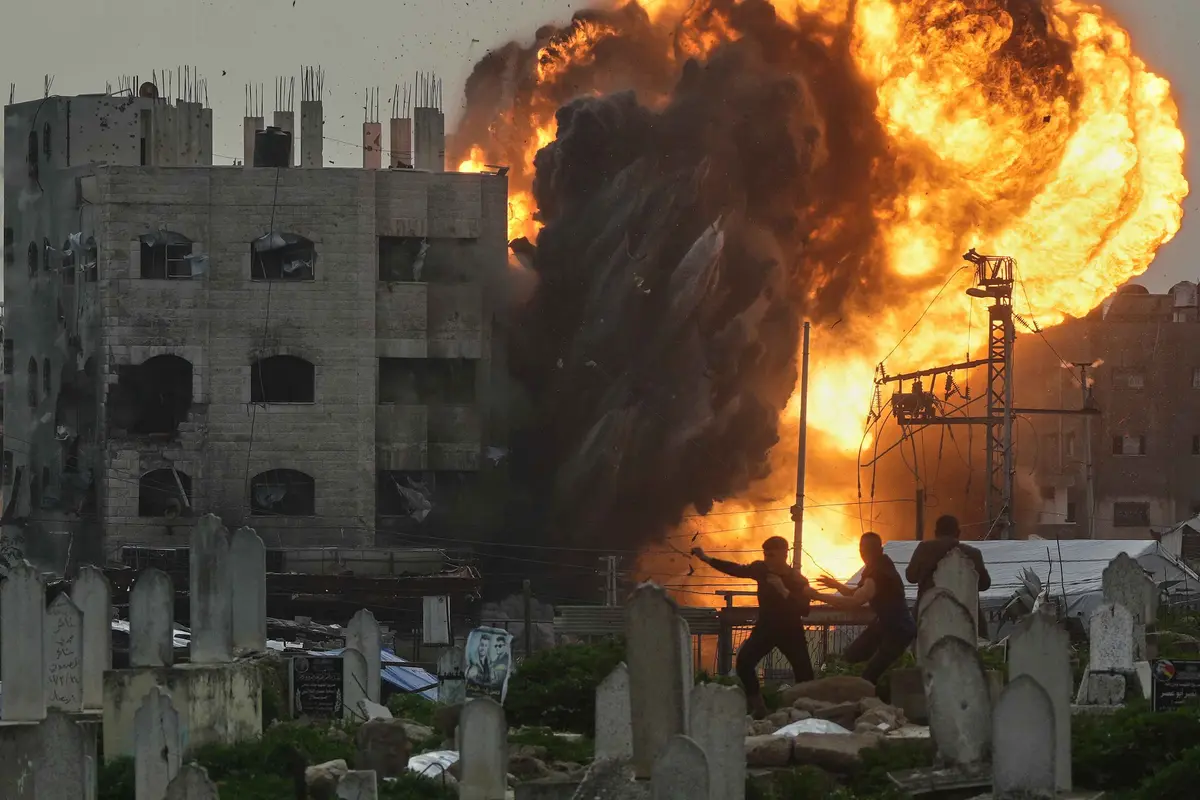 Serangan Udara Israel Hantam Gedung Tiga Lantai di Zeitoun Gaza