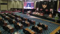 Pelantikan anggota DPRD DKI Jakarta periode 2019-2024, Senin (26/8/2019). (Merdeka.com/ Muhammad Genantan)