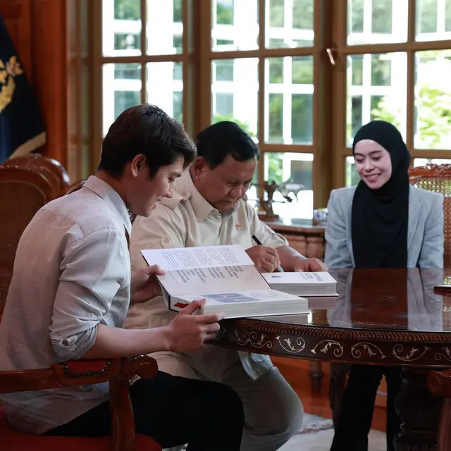 Lesti Kejora, Rizky Billar, dan Prabowo Subianto. (Foto: Dok. Instagram @rizkybillar)