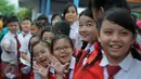 Anak - anak tampak antusias saat bermain di Ruang Publik Terbuka Ramah Anak (RPTRA) Krendang kawasan Tambora, Jakarta, Rabu (3/2). (Liputan6.com/Gempur M Surya)