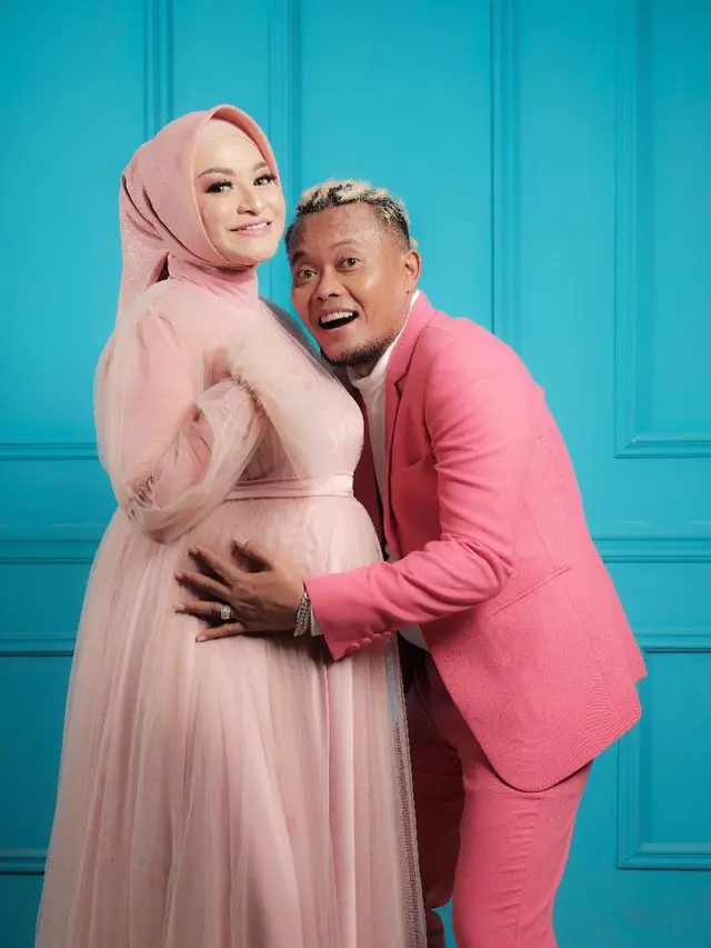 [Fimela] Maternity Shoot Nathalie Holscher dan Sule