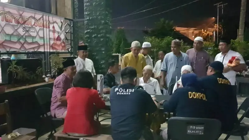 Tarawih Sehat ala Polda Kalimantan Barat (Aceng Mukaram/Liputan6.com)