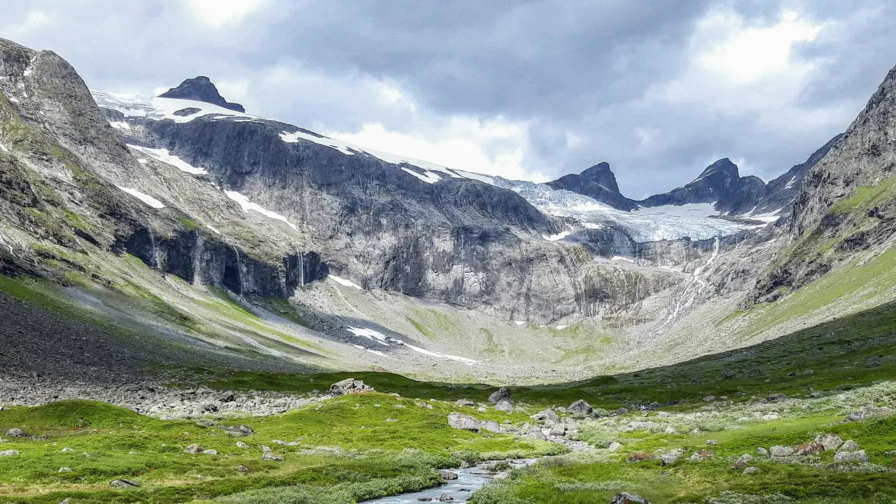 Pegunungan Jotunheimen, Norwegia (Unsplash)