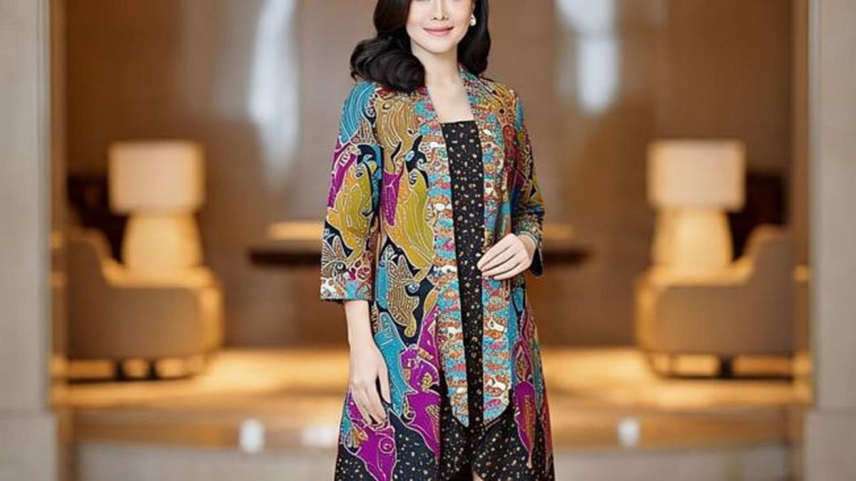 7 Inspirasi Model Batik Stylish untuk Acara Resmi, Anti Terlihat Tua dan Bikin Tambah Percaya Diri