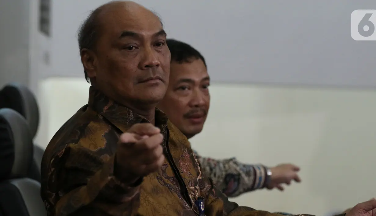 Ketua KNKT Soerjanto Tjahjono memberikan keterangan pers mengenai hasil investigasi kecelakaan pesawat Lion Air JT 610 di Jakarta, Jumat (25/10/2019). Ada sembilan faktor yang berkontribusi dalam kecelakaan pesawat yang jatuh 29 Oktober 2018 di Tanjung Karawang itu. (Liputan6.com/Johan Tallo)