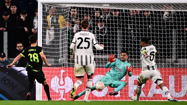 Mattia Perin