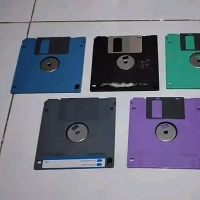 6 Foto Benda Ini Bakal Bikin Kamu Bernostalgia, Penuh Kenangan