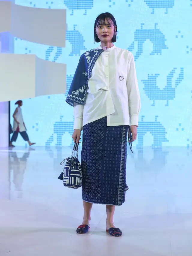koleksi Studio Sejauh di Runway Fashion Nation, intip tampilannya. [Adrian/Fimela]
