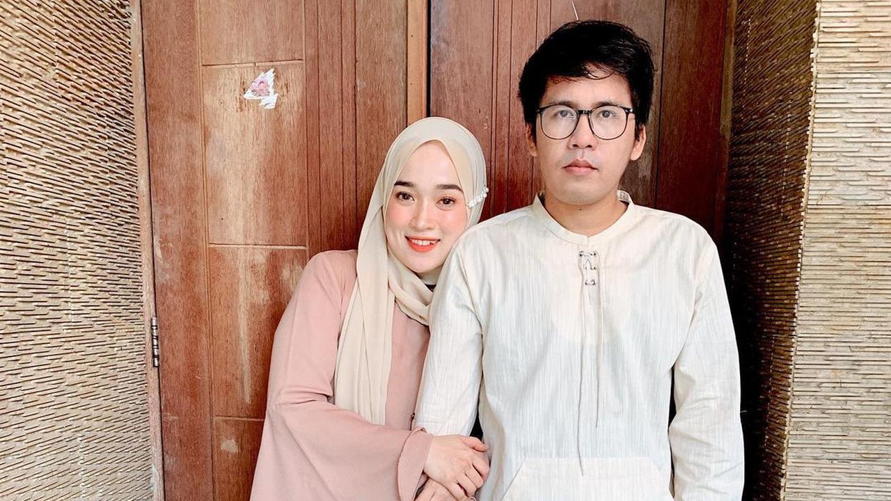 6 Momen Manis Ayus Sabyan dan Istri