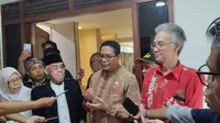 Forum Alumni Gerakan Mahasiswa Nasional Indonesia (GMNI) menyatakan dukungan kepada pasangan calon presiden (capres) dan calon wakil presiden (cawapres) nomor urut 1 Anies Baswedan-Muhaimin Iskandar (AMIN) pada Pemilihan Presiden atau Pilpres 2024. (Liputan6.com/Winda Nelfira)