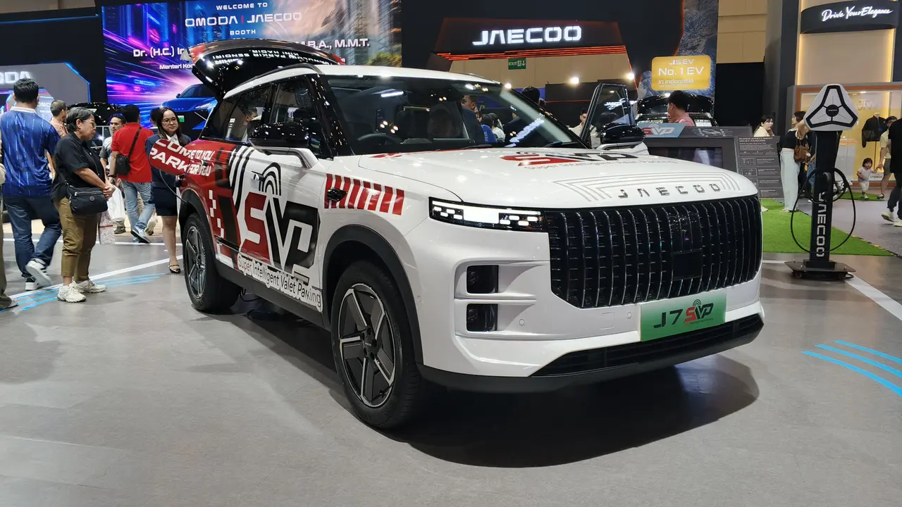 Jaecoo J7 SIVP bisa parkir sendiri berkat AI