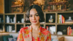 Andien Panik Pesawatnya Muter-Muter Hampir 1 Jam, Kini Penerbangan ke Jakarta Dibatalkan