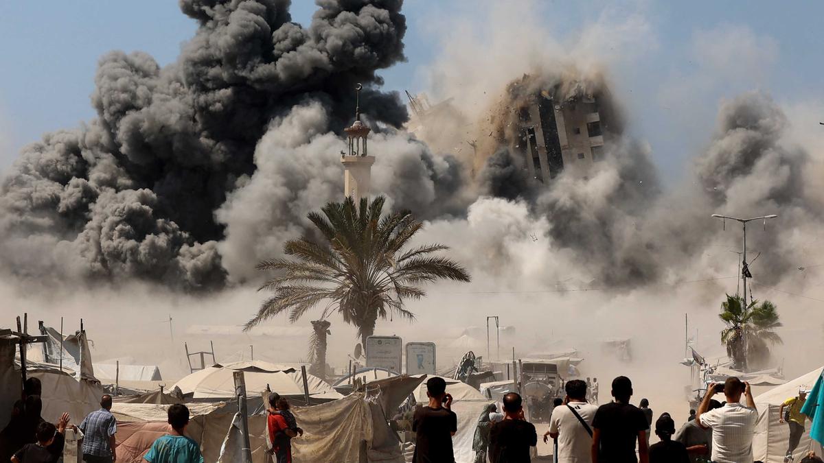 Digempur Israel, Gedung yang Dihuni Ratusan Warga Palestina di Gaza Nyaris Rata dengan Tanah