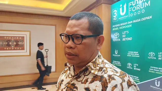 Asisten Deputi Bidang Pengembangan Industri Kemenko Perekonomian, Eko Harjanto, dalam Investortrust Future Forum dengan tema Potensi Besar dan Masa Depan Mobil Hidrogen, di Jakarta, Kamis (16/5/2024). (Arief/Liputan6.com)