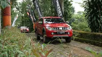 Mitsubishi Latih Pengguna Triton Berkendara Offroad Dengan Benar (foto: PT MMKSI)