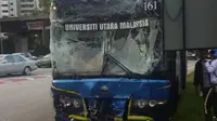 Bus pengangkut atlet 3 negara SEA Games kecelakaan. (Asia News Network)
