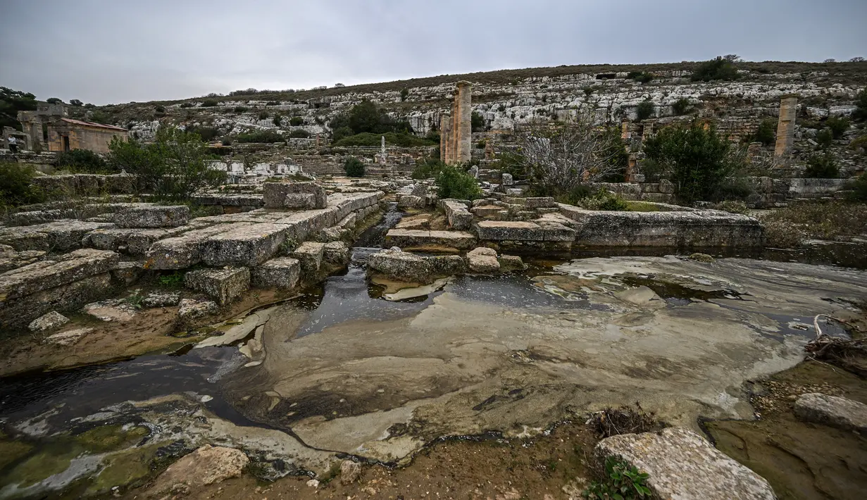 Selama hampir satu milenium, kota ini berkembang sebagai salah satu pusat terkemuka dunia klasik sebelum gempa bumi besar pada tahun 365 M menyebabkan kota ini ditinggalkan. (Ozan KOSE / AFP)