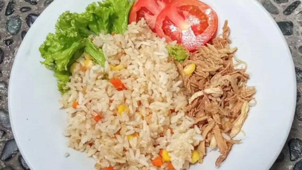 Resep nasi goreng mentega. (dok. Cookpad @zakiah1609)