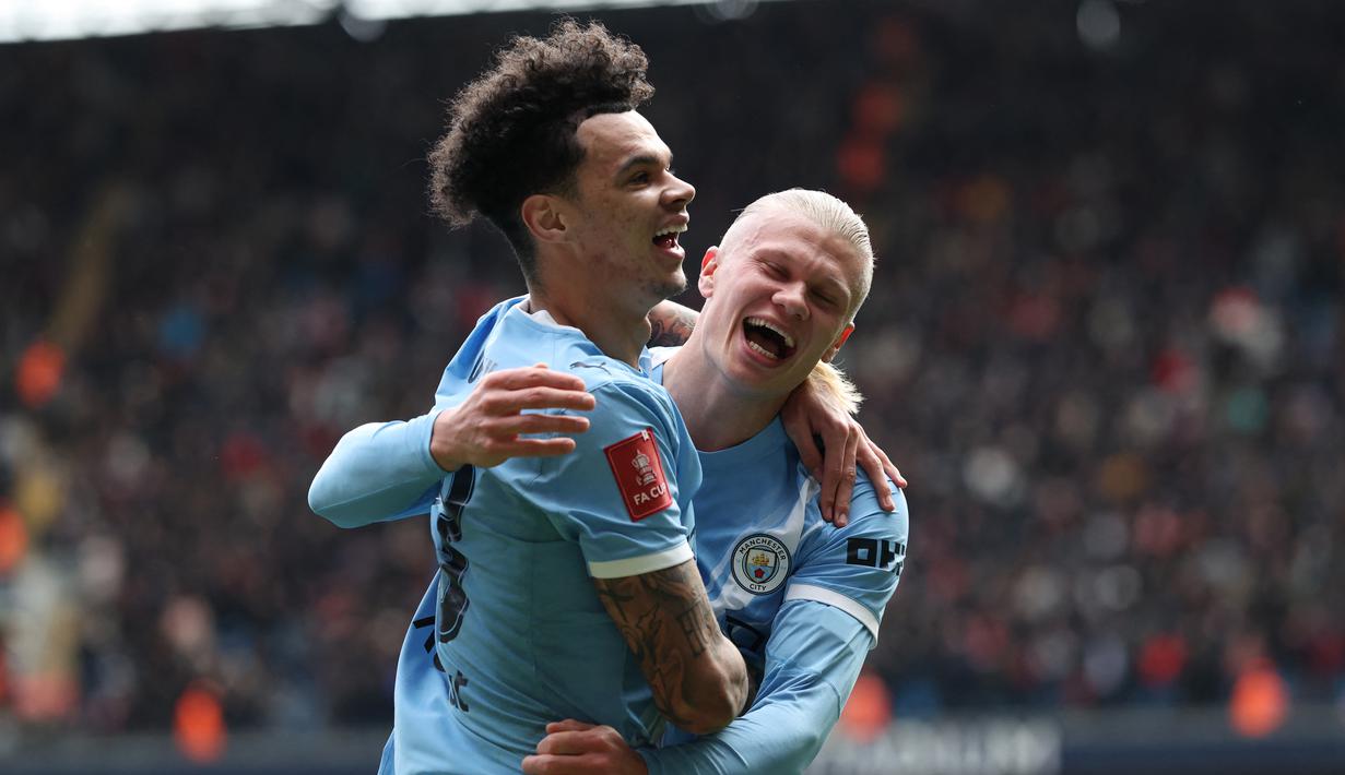 Erling Haaland mencetak hattrick saat City melibas Liverpool 4-0 pada perempat final Piala FA di Etihad Stadium, Sabtu, (4/4/2026). (AFP/Darren Staples)