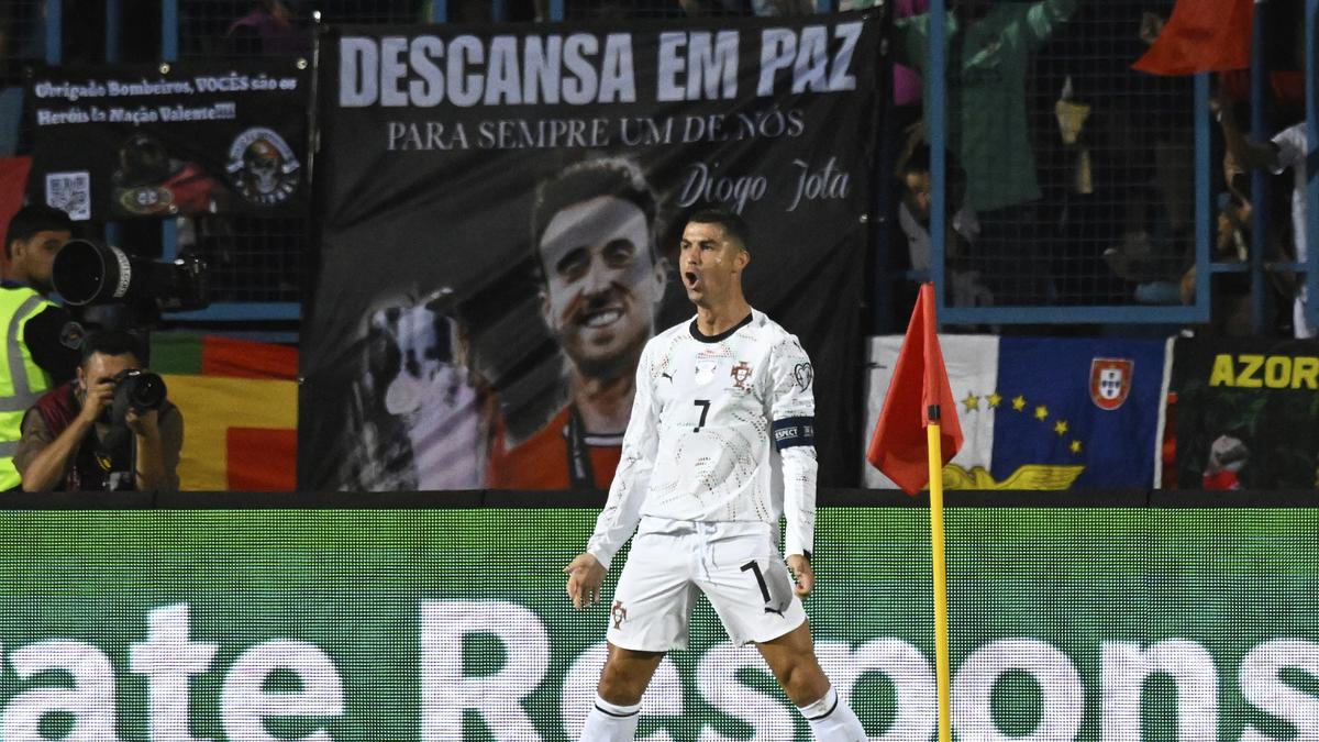 Cristiano Ronaldo Marah-Marah Saat Fans Nekat Minta Selfie di Hotel Timnas Portugal