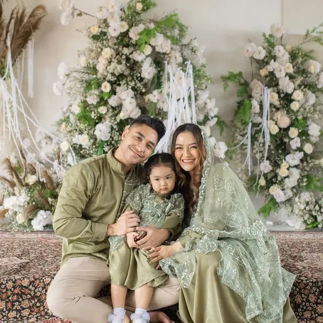 6 Potret Tasyakuran Kehamilan Artis di 2024, Lesti Kejora Sekaligus Gender Reveal