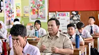 Prabowo Siang Pantau MBG, Malamnya Copot Dadan dari Kepala BGN