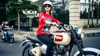 Wika Salim akhir-akhir ini kerap mengunggah momen aktivitas sehari-sehari dalam media sosialnya. Seperti momen gowes bareng teman-teman yang saat ini memang sedang menjadi tren di masyarakat dan kalangan artis. (Liputan6.com/IG/@wikasalim)