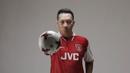 Edwin Setyadinata pernah menjadi ketua Fans Arsenal pada tahun 2004 sampai 2006. (Bola.com/M Iqbal Ichsan)