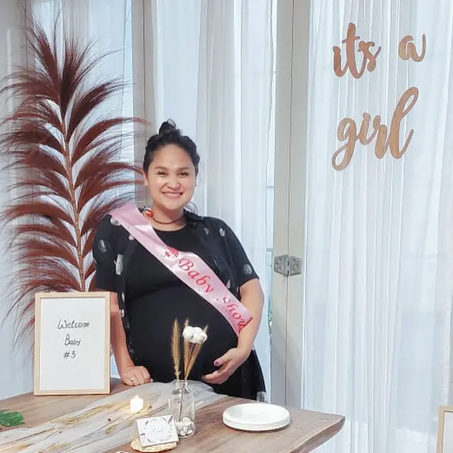 7 Momen Baby Shower Istri Wendi Cagur, Unggkap Jenis Kelamin Buah Hati