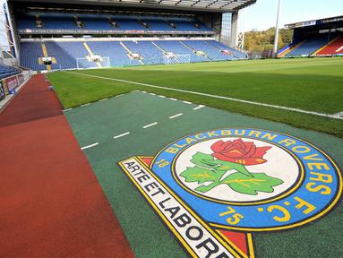 Blackburn Rovers akan mencatat sejarah baru di sepak bola Inggris. Bukan soal prestasi di lapangan, tetapi aktivitas sosial klub. (AFP/Lindsey Parnaby)
 