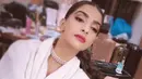 Siapa sih yang tidak kenal dengan Sonam Kapoor, ia masuk dalam daftar aktris Bollywood dengan bayaran tertinggi. Selain wajah cantik memesona, ia juga punya bibir yang seksi. (Foto: instagram.com/sonamkapoor)