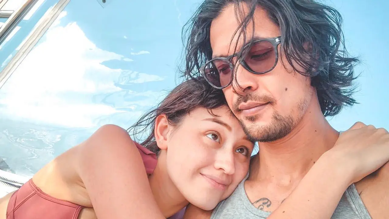 [Fimela] Kimberly Ryder dan Edward Akbar