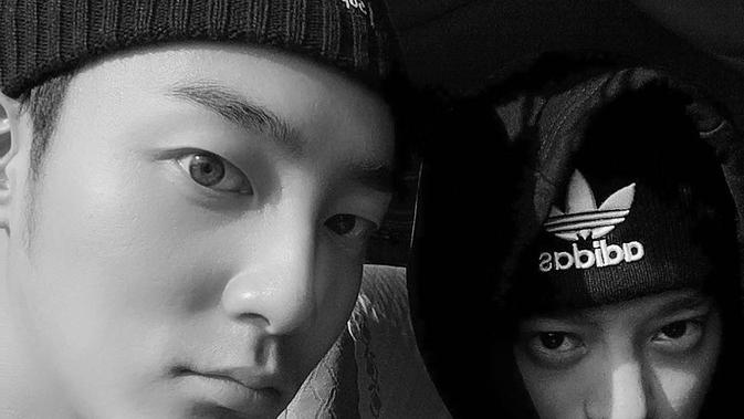 Roy Kim dan Jung Joon Young (Instagram/ @roykimmusic - https://www.instagram.com/p/BqqsBk5jsDJ/)