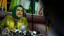 Ibunda Denada yang juga anggota DPD RI, Emilia Contessa, ketika ditemui di ruang kerjanya, Gedung DPD RI, Jakarta, Senin (29/6/2015). Emil memberikan keterangan mengenai perceraian Denada dengan sang suami, Jerry Aurum. (Liputan6.com/Faisal R Syam)