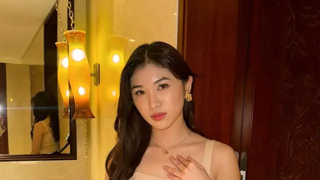 Potret Shani Eks JKT48 jadi Bridesmaid yang Mencuri Perhatian. (instagram.com/_shanindira)