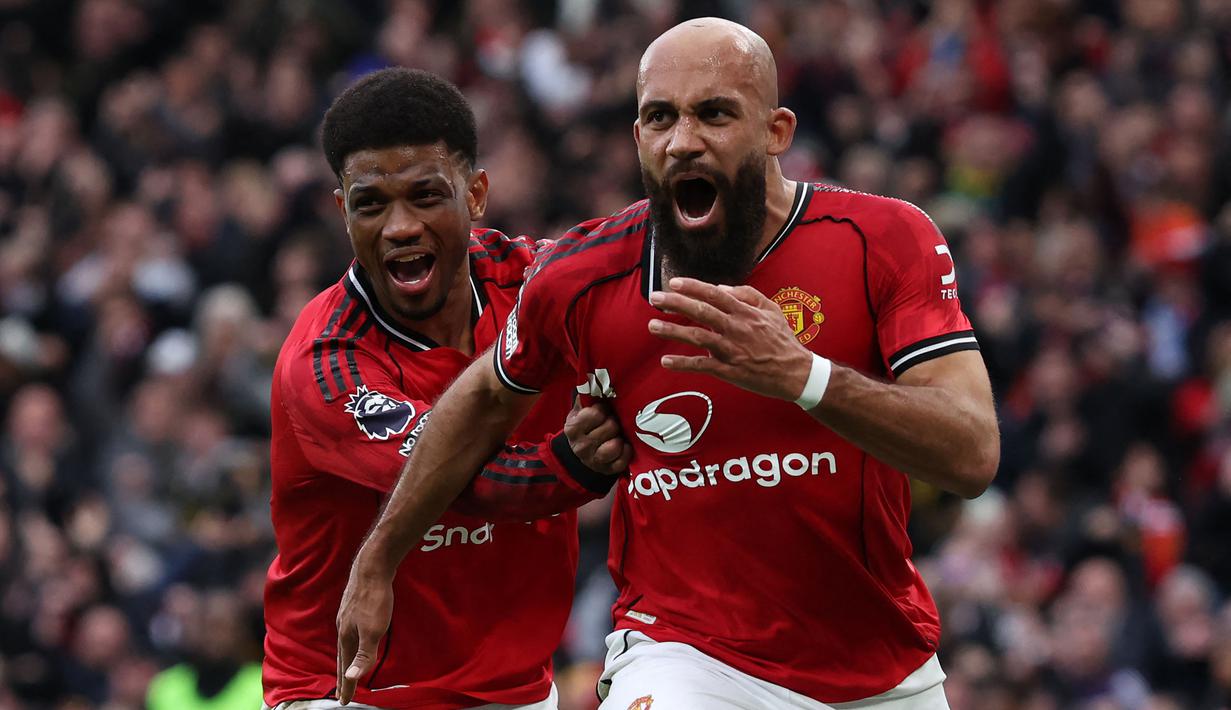 Manchester United akhirnya memecah kebuntuan pada menit ke-65 melalui gol Bryan Mbeumo. Pemain Timnas Kamerun tersebut berhasil menceploskan bola ke gawang Man City setelah sukses melalui skema serangan balik. (AFP/Darren Staples)