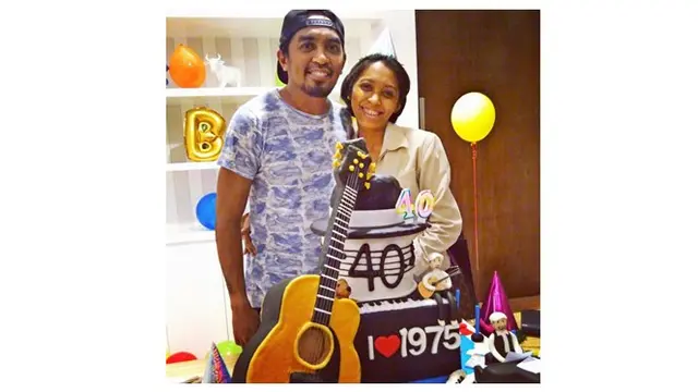 Ungkap Pesan Rindu, Ini 7 Kenangan Adik Perempuan dengan Glenn Fredly