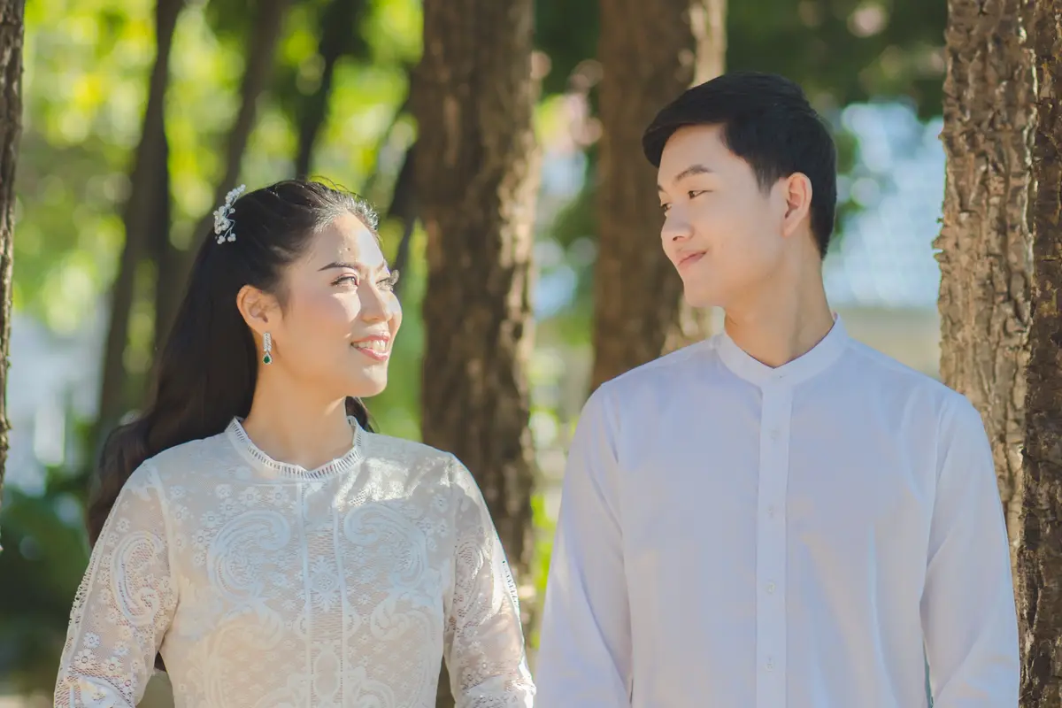 pasangan cinta bahagia