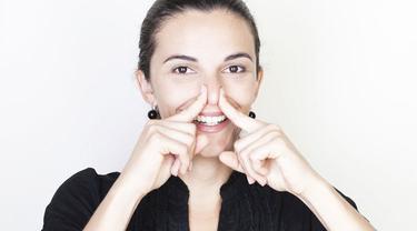 Obati Sakit Kepala Karena Sinus Dengan 3 Cara Ini Beauty Fimela Com