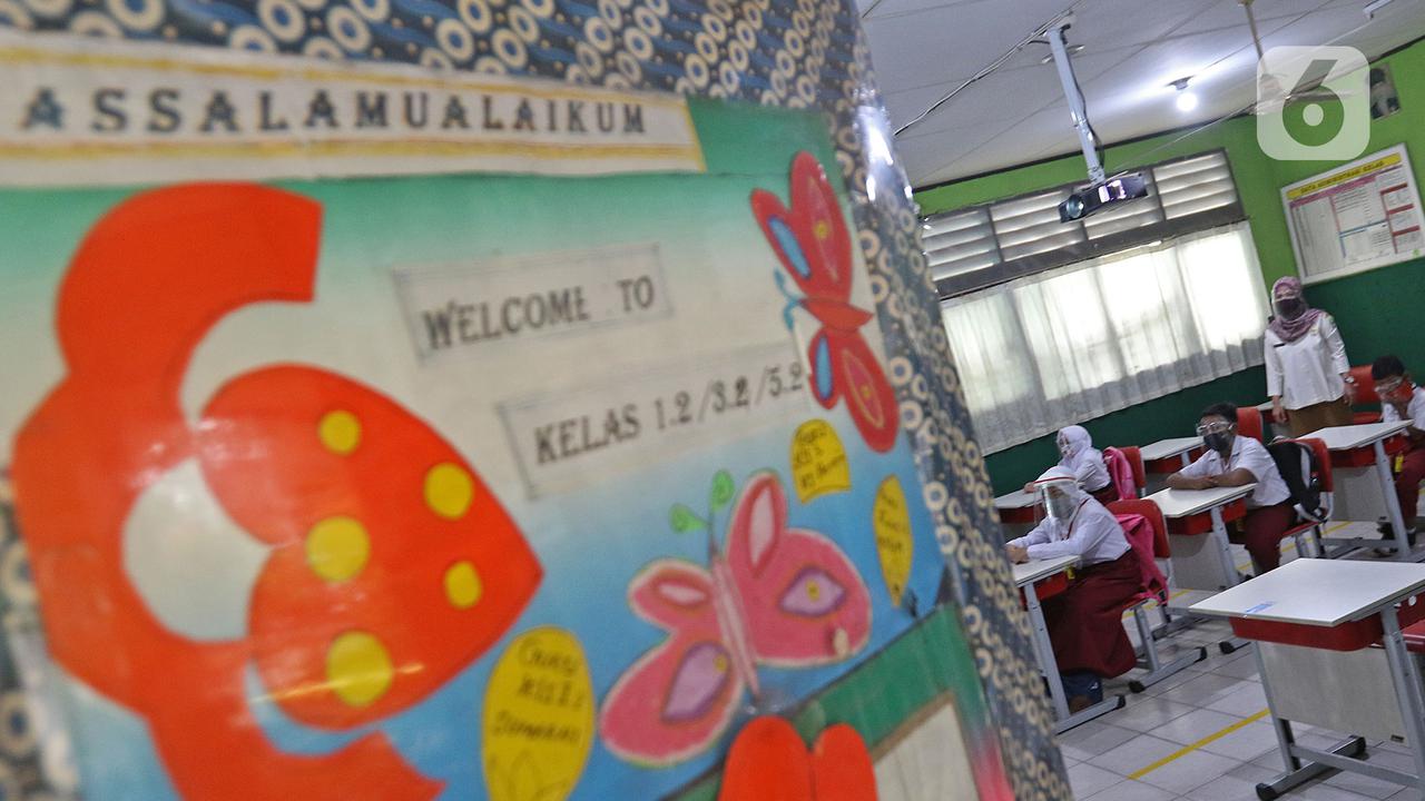 Intip Uji Coba Pembelajaran Tatap Muka di Sekolah Bekasi