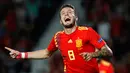 Pemain Spanyol,  Saul Niguez berselebrasi usai mencetak gol pertama ke gawang Kroasia selama pertandingan UEFA Nations League di stadion Manuel Martinez Valero, Spanyol (11/9). Spanyol menang telak atas Kroasia 6-0. (AP Photo/Alberto Saiz)
