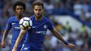 Cesc Fabregas. Gelandang asal Spanyol ini didatangkan Chelsea dari Barcelona pada awal musim 2014/2015. Selama total 5 musim, ia tampil dalam 198 laga dengan torehan 22 gol. Dua gelar Premier League sukses diraihnya. Pada 2018/2019 dirinya hijrah ke Monaco hingga kini. (Foto: AFP/Ian Kington)