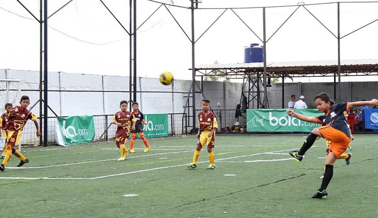 Suasana salah satu pertandingan U-11 Liga Bola Indonesia di Sabnani Park, Tangerang Selatan, Minggu (16/10/2016). (Liga Bola Indonesia)