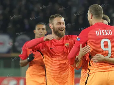 AS Roma berhasil mengalahkan tuan rumah FK Austria Wien 4-2 dalam laga Grup E Liga Europa di Stadion Ernst Happel, Jumat (4/11/2016) dini hari WIB. (Bola.com/Reza Khomaini) 