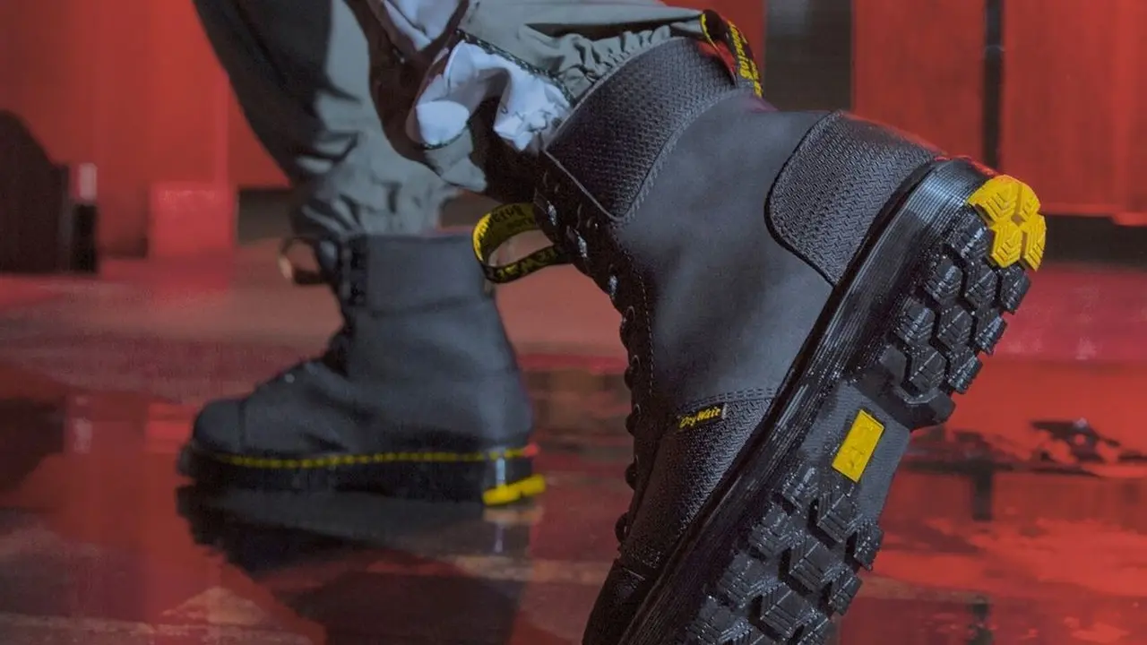 Dr. Martens Trinity