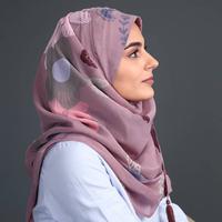 Intip Cara Memilih Warna Hijab Agar Wajah Terlihat Cerah 