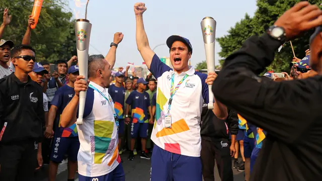 [Bintang] Mischa Chandrawinata dan Marcel Chandrawinata