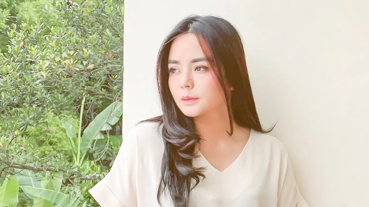 7 Pesona Gita Sinaga Pemain FTV Suara Hati Istri yang Kerap Curi Perhatian