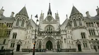The Royal Courts of Justice, London (britainfromabove.org.uk)